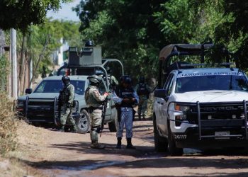 Militares matan a 19 presuntos miembros de un cártel de Sinaloa