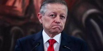 “Zaldívar se fue con la pensión más elevada”
