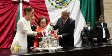Homenaje de cuerpo presente a Ifigenia Martínez en el Congreso