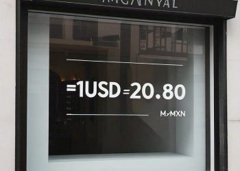 Amenaza de arancel del 25% golpea al peso mexicano