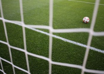 Al menos 56 personas fallecieron en estampida tras partido de futbol