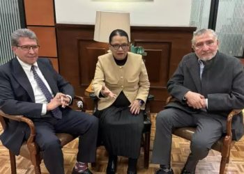 Manotazo en la mesa de Sheinbaum, ante la exhibida de Monreal y Adán Augusto