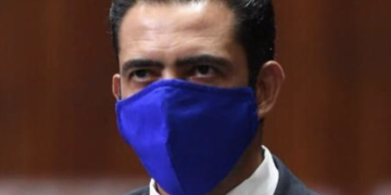 Medidas contra Miguel Riggs mientras lo investigan por violencia de género