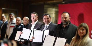 Firman convenio Alcalde y FICOSEC para parque para elementos de seguridad