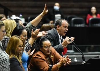 Nidia Fabiola calificó como ‘denigrante’ que mujeres de Morena hayan defendido al Cuau