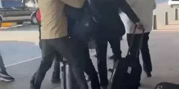 Eduardo Almeida da su versión del zafarrancho con Javier Corral
