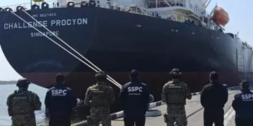 Aseguran 10 millones de litros de huachicol en decomiso histórico en Altamira y Tampico