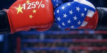 China contraataca y eleva al 125% los aranceles a los productos de EE.UU