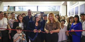 En el Museo de El Chamizal Inauguran con éxito la exposición  “Surreal Majestad: Placer y Dolor” 