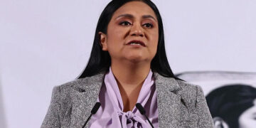 Diputados de Morena piden destitución de la secretaria Ariadna Montiel, dice Monreal
