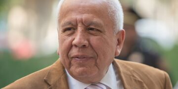 Confirma suspensión al proceso contra Garduño por el incendio del INM en Juárez