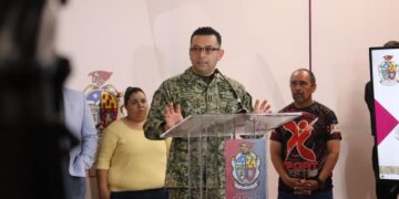 Exhibición aérea y de paracaidismo el domingo 11, en el bulevar Talamás
