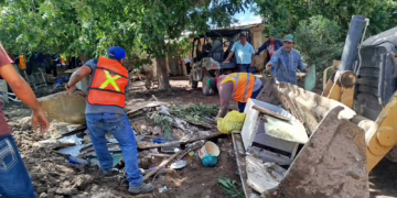 Retiran 22 mil toneladas de escombro tras inundaciones en Casas Grandes