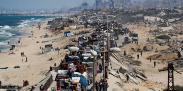 Israel busca la solución final en Gaza, sus tanques rodean la ciudad