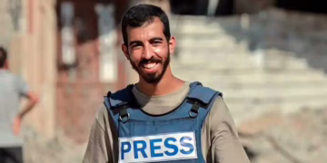 Asesinato de Saleh Aljafarawi: El silencio forzado a un cronista de la guerra en Gaza