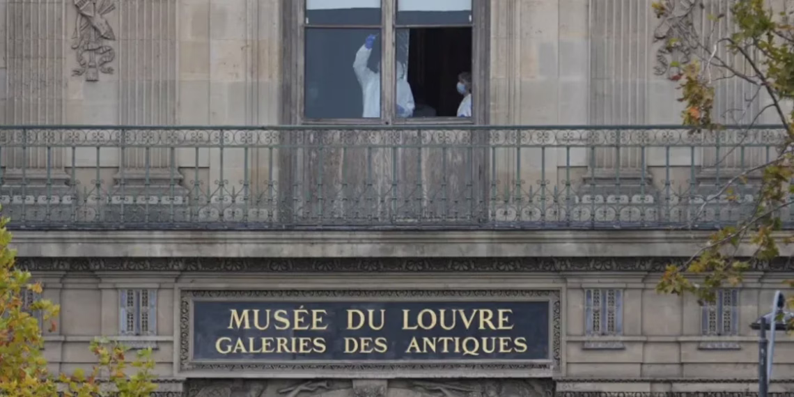 Robo millonario en el Louvre expone fallas de seguridad obsoletas
