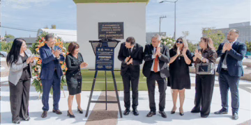 Porfirio Loya Ibarbo, a la Rotonda de Maestros Ilustres