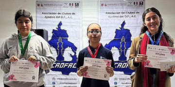 Mía Fernanda Guzmán, de 12 años, se corona Campeona Nacional Sub-23 de ajedrez