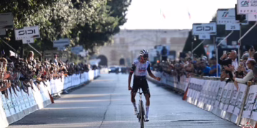 Isaac del Toro consigue su victoria 16 de la temporada en el Giro de Veneto