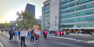 Paro nacional del SAT paraliza oficinas en al menos 162 sedes por demandas salariales y laborales