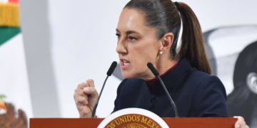Sheinbaum califica de «relanzamiento» fallido al PAN y lo tilda de partido corrupto
