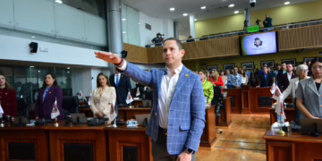 Congreso aprueba nombramiento de José Luis Villalobos para cubrir vacante en mesa directiva tras fallecimiento de Luis Fernando Chacón
