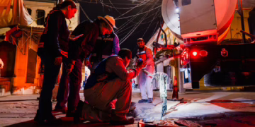 J+ limpia drenaje nocturno en el corazón de Juárez