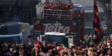 Flamengo tetracampeón: euforia carioca termina con trofeo roto y disturbios