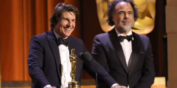 Tom Cruise conquista su primer Oscar honorífico