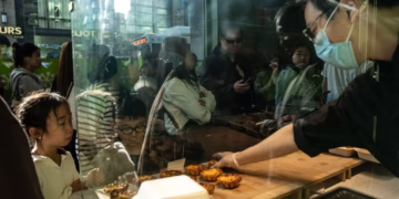 Oleada de cadenas chinas de comida y bebidas invade el mercado estadounidense