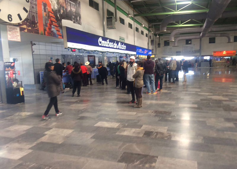 Saturación en Central Camionera de Ciudad Juárez por Navidad