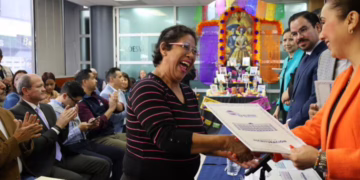 Estado entrega 221 escrituras en 15 municipios