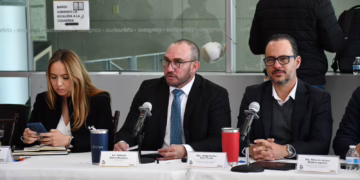Secretario de Salud defiende presupuesto de 9.4 mil millones para 2026 ante críticas opositoras