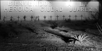 Tres cuerpos mutilados aparecen en la entrada de Juárez con narcomensaje: “3 x 1”