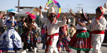 Miles de juarenses celebran 366 aniversario con Gran Desfile Conmemorativo