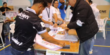 Honduras en suspenso: escrutinio especial retrasado por obstáculos administrativos