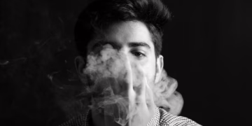 Senado aprueba prohibición total a vapeadores y cigarros electrónicos