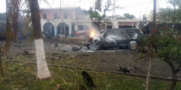 Explosión de coche bomba en Coahuayana deja cinco muertos y varios heridos