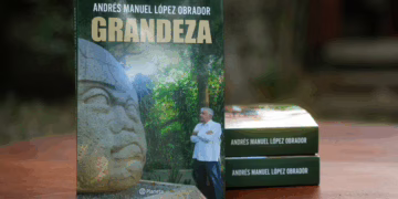La grandeza negada: vista rápida sobre “Grandeza” de López Obrador