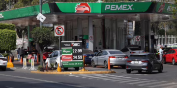 Aumenta IEPS en 2026 para combustibles, bebidas y tabaco