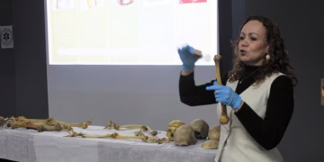 Antropóloga capacita a personal de Fiscalía Zona Occidente sobre osteología forense
