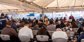 La J+ llega a Plaza Las Torres con descuentos de hasta 90% y horario extendido