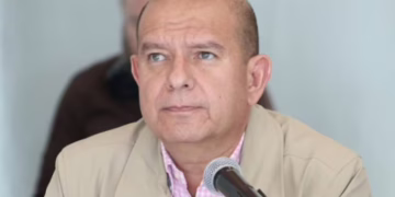 Cuauhtémoc Estrada exige a la UACH transparencia en arrendamientos de inmuebles