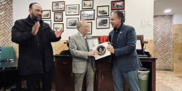 La Nueva Central, ícono tradicional de Juárez, recibe reconocimiento por sus 67 años de historia