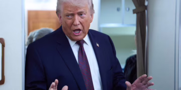 Despliegue naval frente a las costas de Irán, mayor que el de Venezuela: Trump