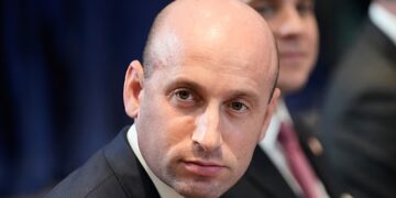 Miller defiende anexión de Groenlandia y control de Venezuela