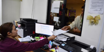 Invitan a verificar la validez oficial de estudios en planteles escolares