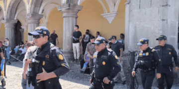 Guatemala declara estado de sitio ante ola de violencia pandillera