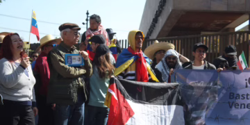 Protestas divididas en CDMX por captura de Maduro