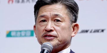 «King Kazu” en el futbol profesional a los 59 años